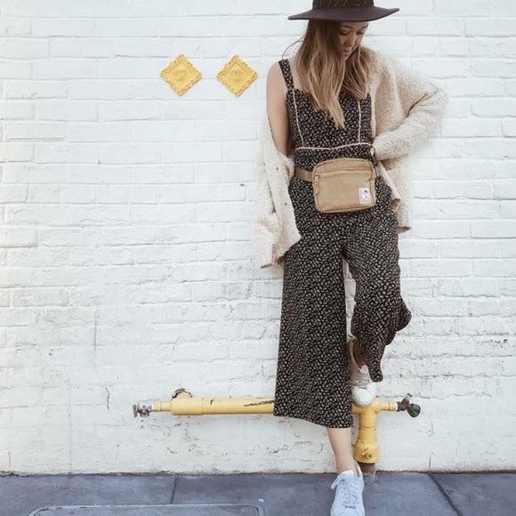 Madewell Pants - Madewell Wide-Leg Jumpsuit in Playground Posies